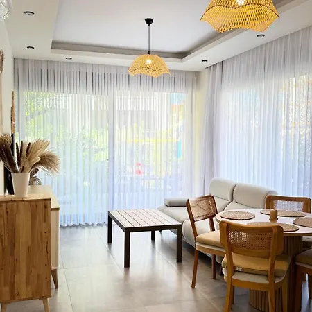 Beautiful With Privat Garden * 阿拉尼亚